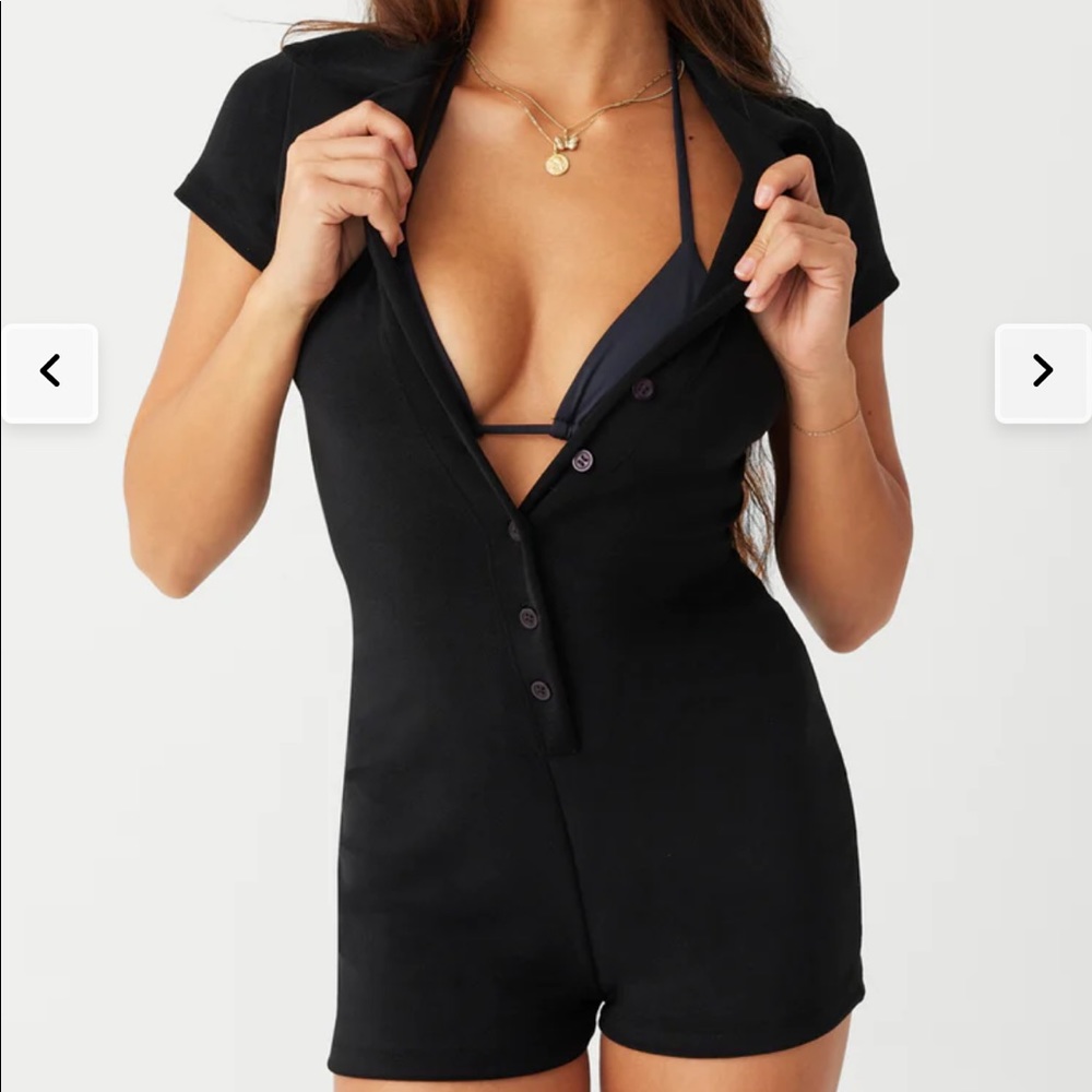 FRANKIES BIKINIS ROSE TERRY BIKINI IN BLACK - SIZE MEDIUM